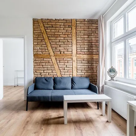 Rynek Jezycki By Bookinghost Poznań