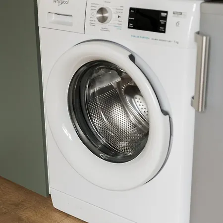 Rynek Jezycki By Bookinghost Poznań