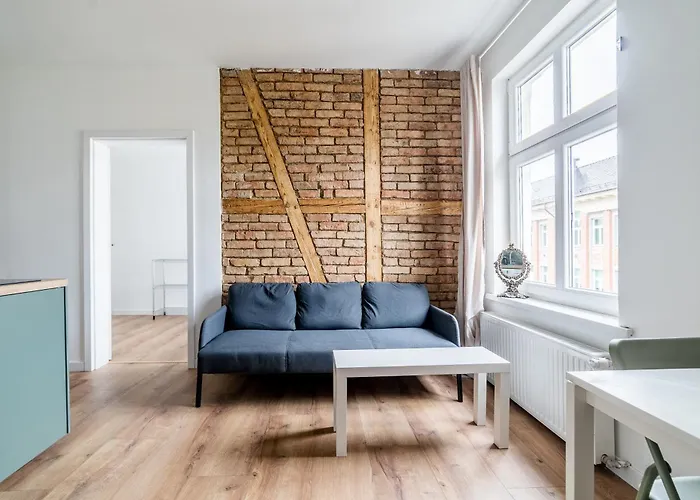 Rynek Jezycki By Bookinghost Poznań