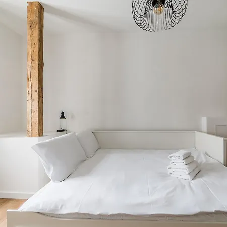 Rynek Jezycki By Bookinghost